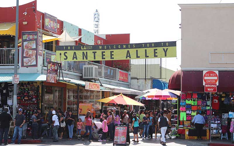 06f35b2a-accb-4a68-a591-6ef5a6ce1b49-1 Chợ Stantee Alley - một trong những trung tâm mua sắm tại Los Angeles