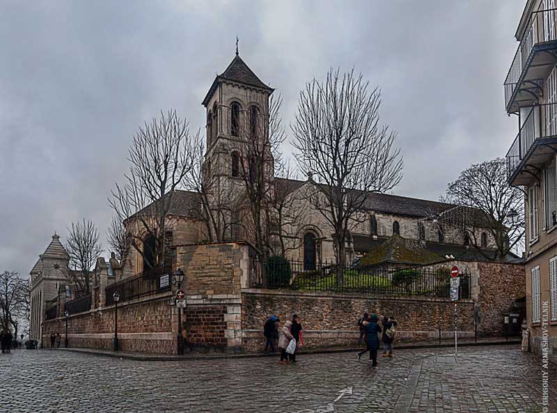 5743a225-28a1-4f1e-b32c-ce6e63c11daf hanh-huong-cong-giao-doi-Montmartre