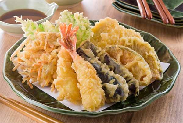 77d4d370-d9cd-499d-bc5f-d0446b0db62d-1 Tempura trên con phố ẩm thực Tokyo