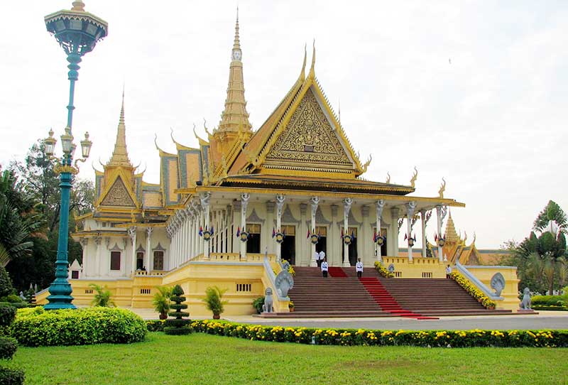 WAT OUNALOM LINH THIÊNG BÊN BỜ SÔNG MEKONG LÀ TRUNG TÂM PHẬT GIÁO QUAN TRỌNG NHẤT CAMPUCHIA