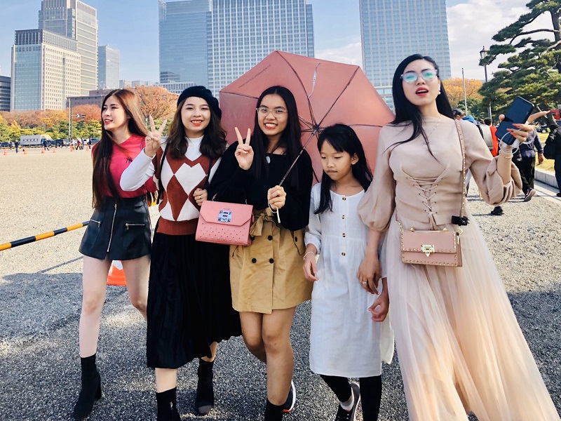 Một tấm ảnh kỉ niệm ở Tokyo. Một tấm ảnh kỉ niệm ở Tokyo