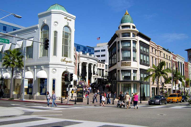e947c691-c3b9-4c35-bdf0-e8f7eb9e1f82-1 Phố Rodeo Drive - một trong những trung tâm mua sắm tại Los Angeles