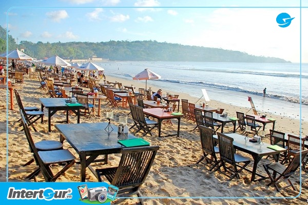 Tou Bali trải nghiệm bãi biển Jimbaran