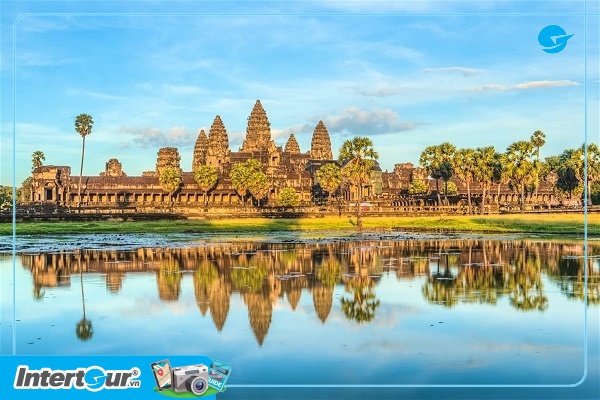Tàn tích Angkor Wat ở Campuchia