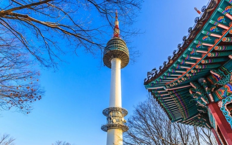 Tháp NamSan. Tháp NamSan.
