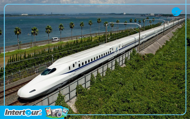 Đường sắt cao tốc Đài Loan khu vực Bắc - Nam chạy dọc cả đất nước