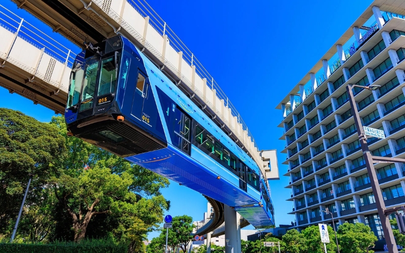 Chuyến tàu treo ngược monorail. Chuyến tàu treo ngược monorail
