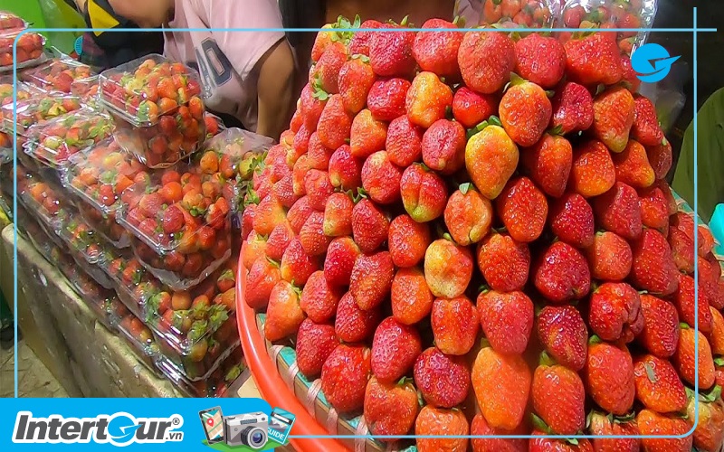 Chợ đêm Đà Lạt