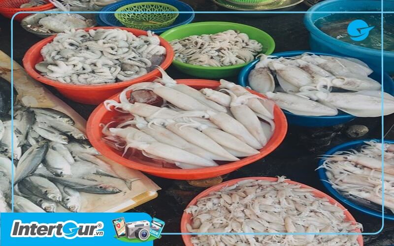 Chợ lưới Hồ Tràm