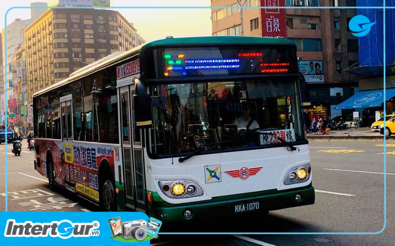 xe bus o dai loan