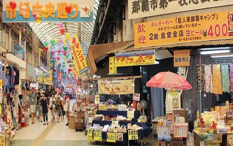 Chợ Makishi. Makishi