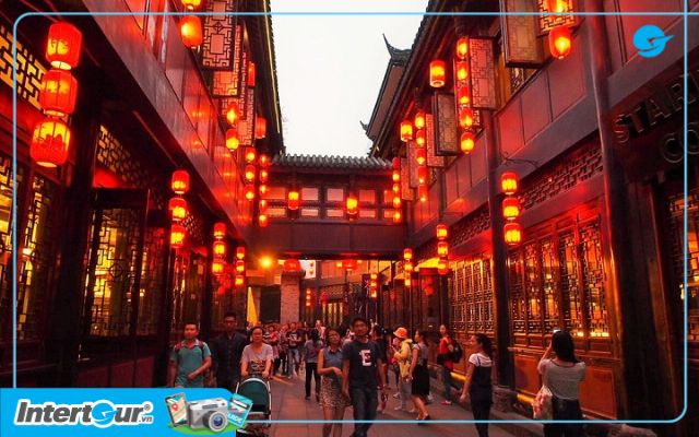 Phố cổ Cẩm Lý
