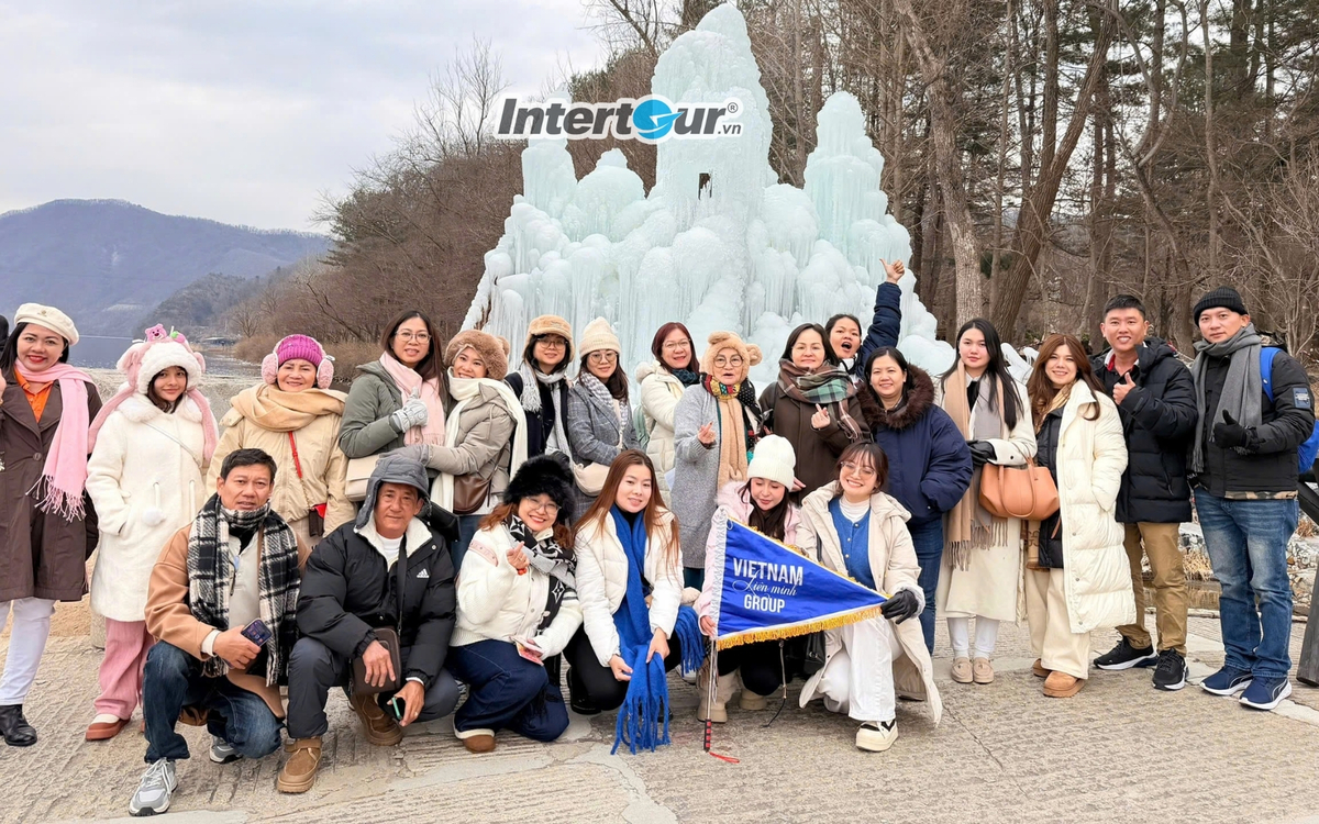 Có rất nhiều bức tượng băng nghệ thuật ở làng Alps Cheongyang vào mùa đông. Làng Alps Cheongyang