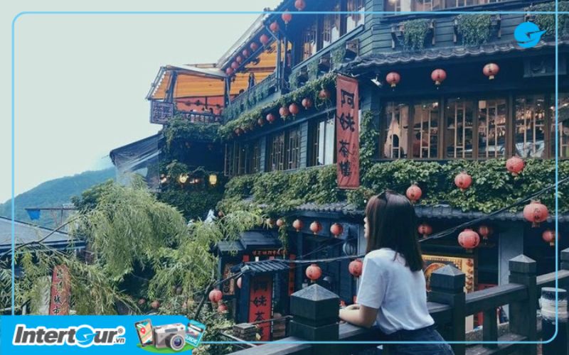 Thập Phần sẽ đưa bạn quay lại không khí Tết cổ truyền ngày xưa của Đài Loan. Cảnh đẹp ở phố cổ Thập Phần