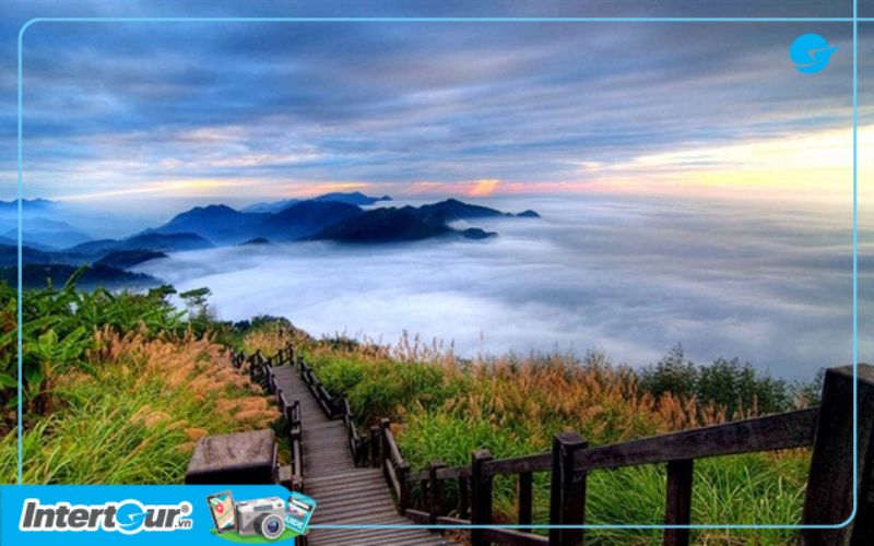 A Lý Sơn luôn nằm trong top những ngọn núi đẹp nhất Đài Loan. Núi A Lý Sơn.