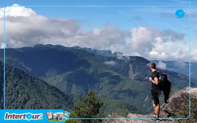 Xin giấy phép leo núi sớm là bước quan trọng để bắt đầu hành trình chinh phục núi Yushan. Xin giấy phép leo núi sớm – bước quan trọng để bắt đầu hành trình chinh phục núi Yushan.