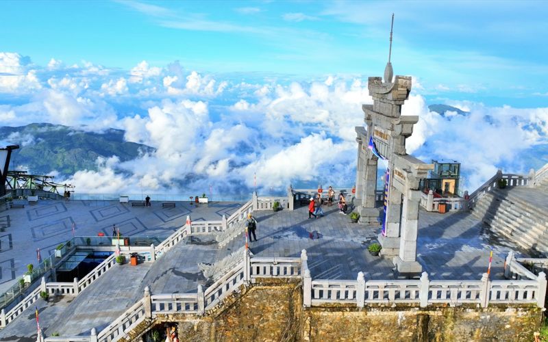 Thanh Vân Đắc Lộ trên Fansipan. Thanh Vân Đắc Lộ trên Fansipan