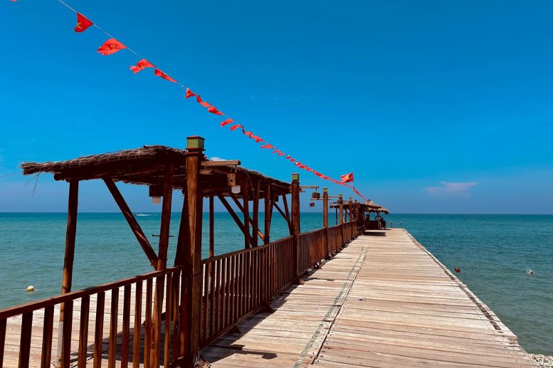 Tour Quy Nhơn – Phú Yên – Kỳ Co – Eo Gió – Gành Đá Đĩa – Tháp Nghinh Phong