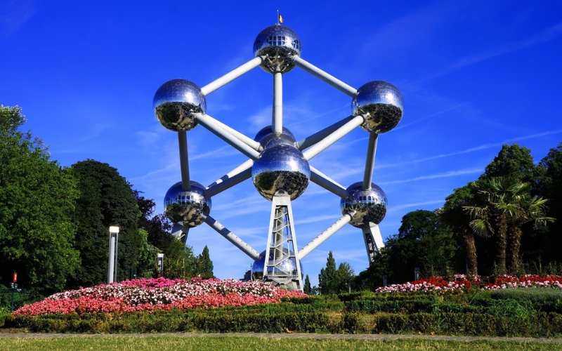 Mô hình phân tử học Atomium. Mô hình phân tử học Atomium