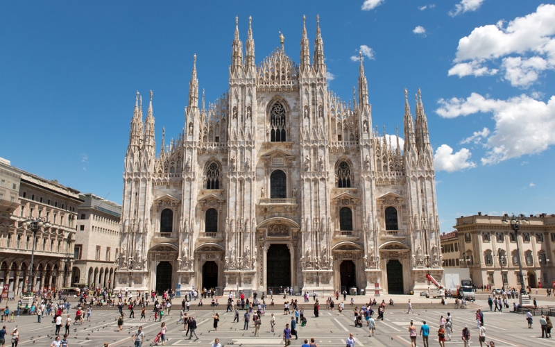 Nhà thờ chính tòa Milano. Nhà thờ chính tòa Milano