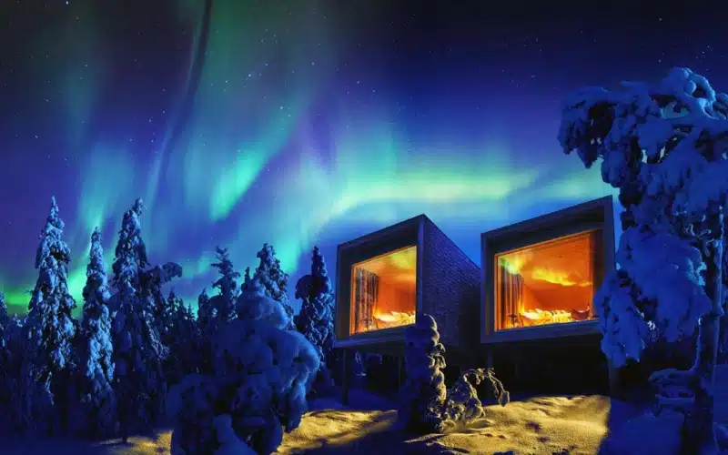 Cực quang trên bầu trời Rovaniemi. Rovaniemi