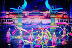 Một cảnh trong show Tống Thành Thiên Cổ Tình